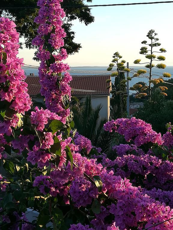Apartment Neno - Terrace & Parking Veli Lošinj Exterior foto